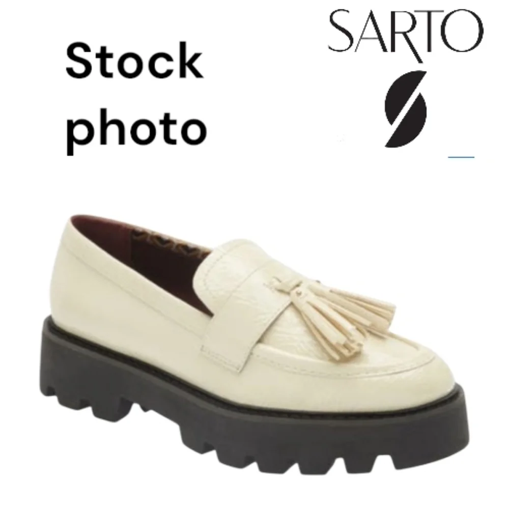 SARTO (FRANCO) Women's Tassel Loafers Putty (Cream) Black Chunky Heel Size 7M